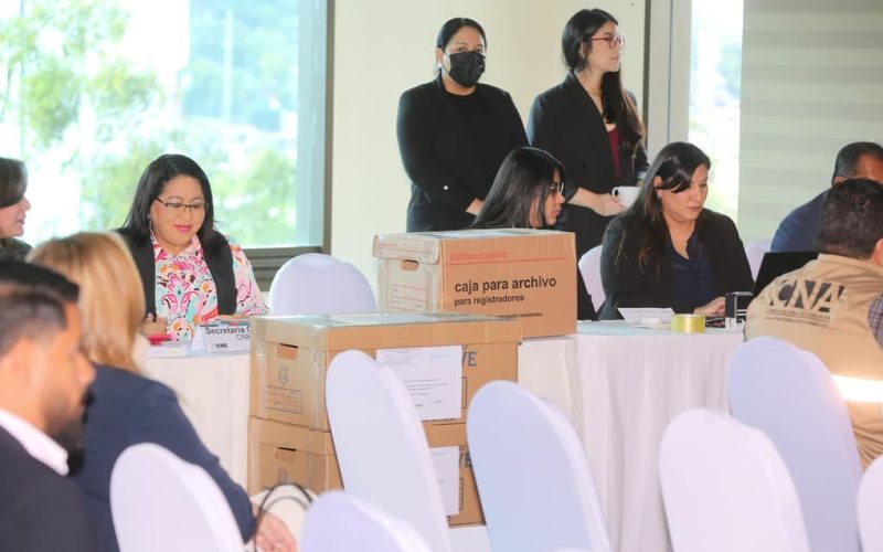 ¿Quién vigila al CNE? Elecciones en Honduras con instituciones débiles