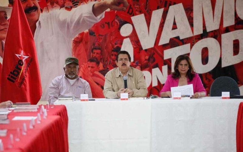 Zelaya y Ochoa enfrentan cargos por malversación en Honduras