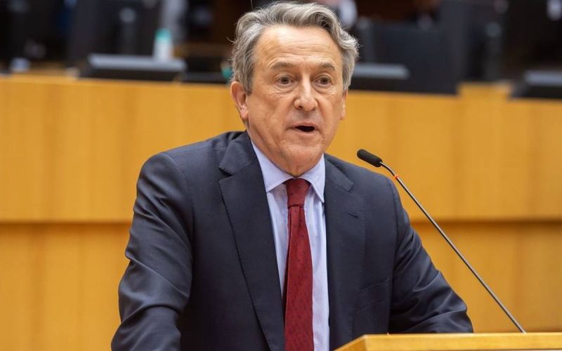 Hermann Tertsch destapa el pánico electoral de Castro y Moncada