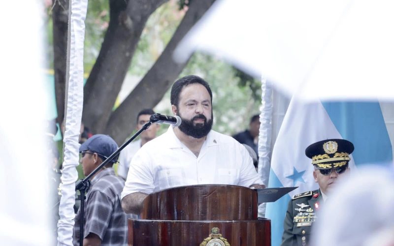 Congreso Hondureño: Comisión Permanente Genera Tensión